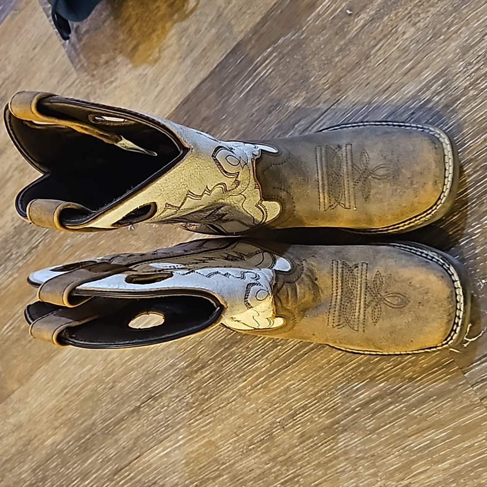 Youth leather cowboy boots